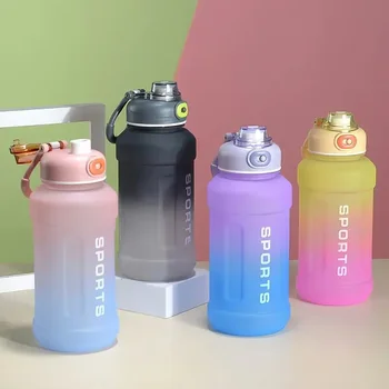  Новая градиентная пластиковая бутылка для воды большой емкости с портативным спортивным ведром на открытом воздухе Фитнес Портативная чашка для воды