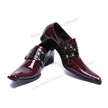 Красный Crytsal Decor Лоферы для мужчин Массивные каблуки Туфли с острым носком Лакированная деловая обувь 2023 Zapatos Para Hombres