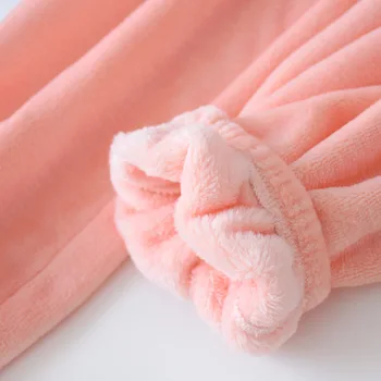  Зимняя утолщенная женская фланелевая пижама Маленькие ноги с высокой талией Свободные коралловый бархат Теплые домашние брюки Пижамы Женщины